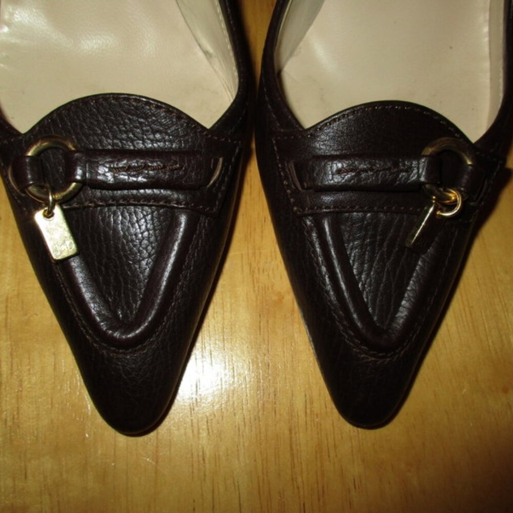 JOAN & DAVID Brown Heels Pumps - Picture 7 of 8